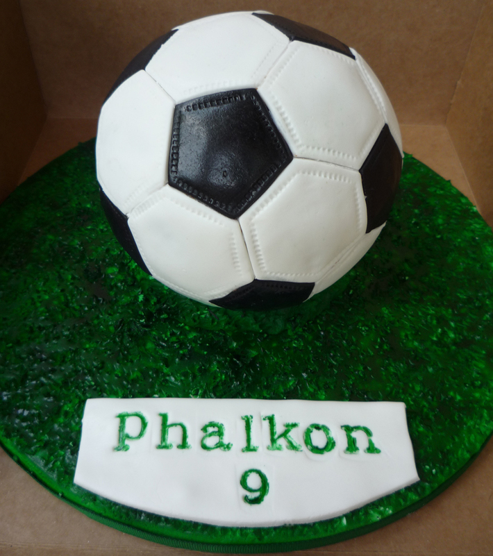 Soccer Cake - 625F